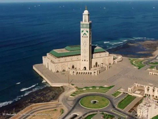 مسجد الحسن الثاني بالدار البيضاء من التحف العالمية