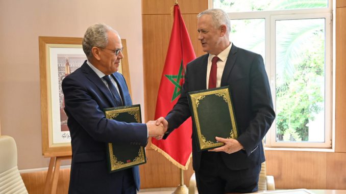 وقعت المملكة المغربية و دولة إسرائيل مذكرة للتفاهم في مجال التعاون العسكري.