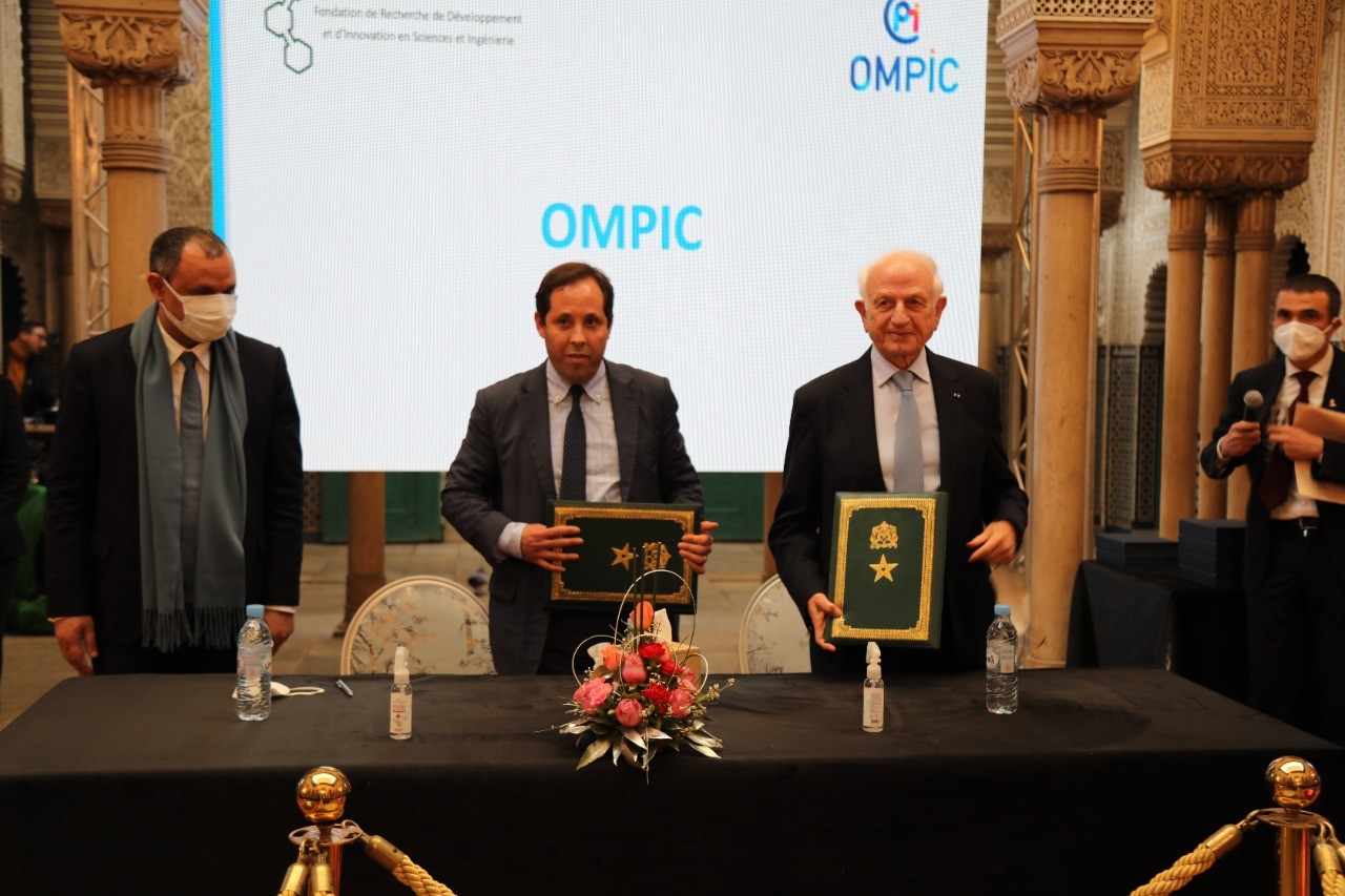 توقيع اتفاقية شراكة بين المكتب المغربي للملكية الصناعية والتجارية ومؤسسة البحث والتطوير والابتكار في العلوم والهندسة