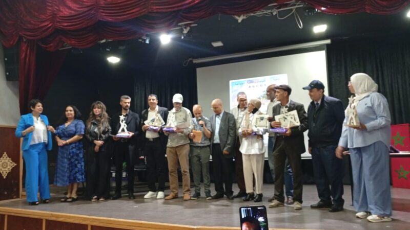 اختتام فعاليات الدورة 19 من المهرجان الدولي للشعر والزجل
