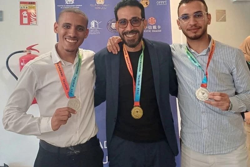تتويج طلبة جامعة الحسن الأول بسطات بالميدالية الذهبية بالولايات المتحدة الأمريكية..