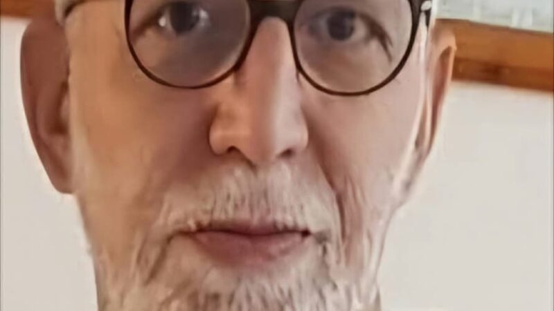 الورقة الأولى: بين الغروب والوميض.