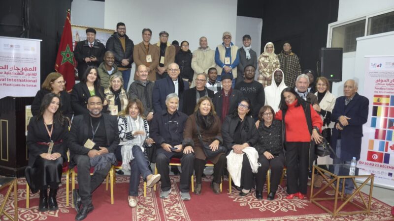 انطلاق المهرجان الدولي للفنون التشكيلية “بصمات في نسخته21”