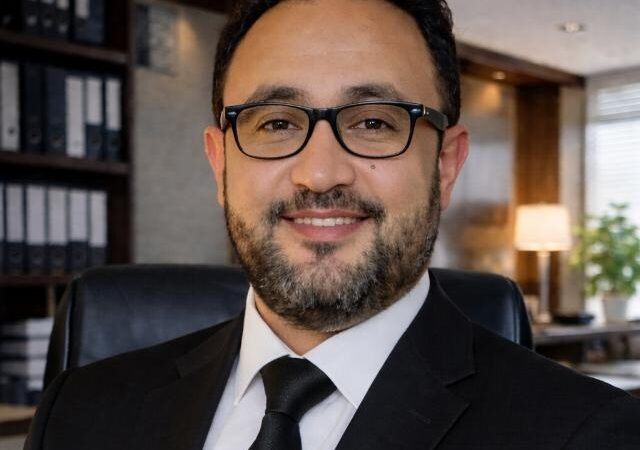 بين الوفاء للمدرسة « الأيتيدرية » ومتاهات التكتيك: أين البوصلة؟