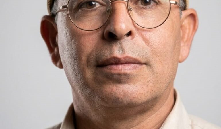 المسالة أعمق من تضامنٍ عابر.. هي دفاع عن الإرث النضالي ومعنى التنظيم الديمقراطي..