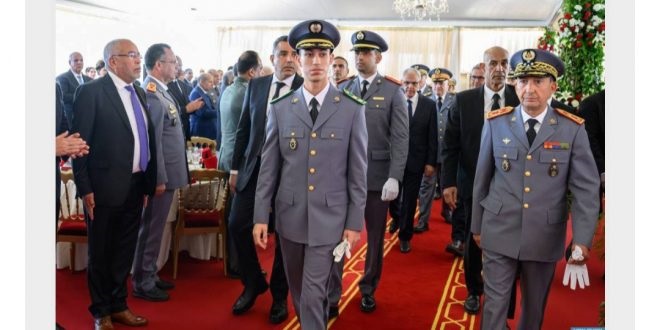 بتعليمات سامية من جلالة الملك؛ صاحب السمو الملكي ولي العهد الأمير مولاي الحسن يترأس بالقنيطرة حفل تخرج الفوج 26 للسلك العالي للدفاع والفوج 60 لسلك الأركان                                       