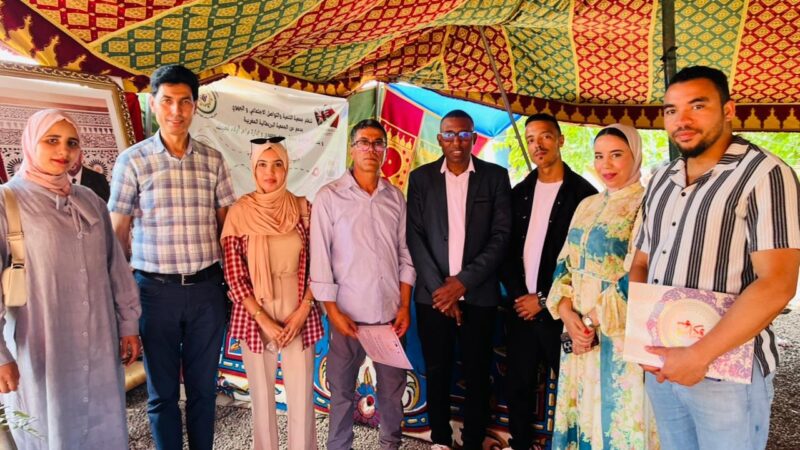 سيدي بومهدي بإقليم سطات جمعية التنمية والتواصل الاجتماعي والجهوي تحتفي بالأيتام والاسر المعوزة وتكرم اسرة التعليم بالمنطقة  